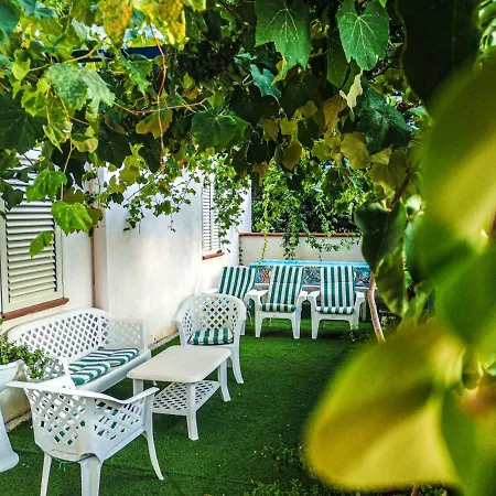 Modern In 90 M² Furnished Terrace Apartment *